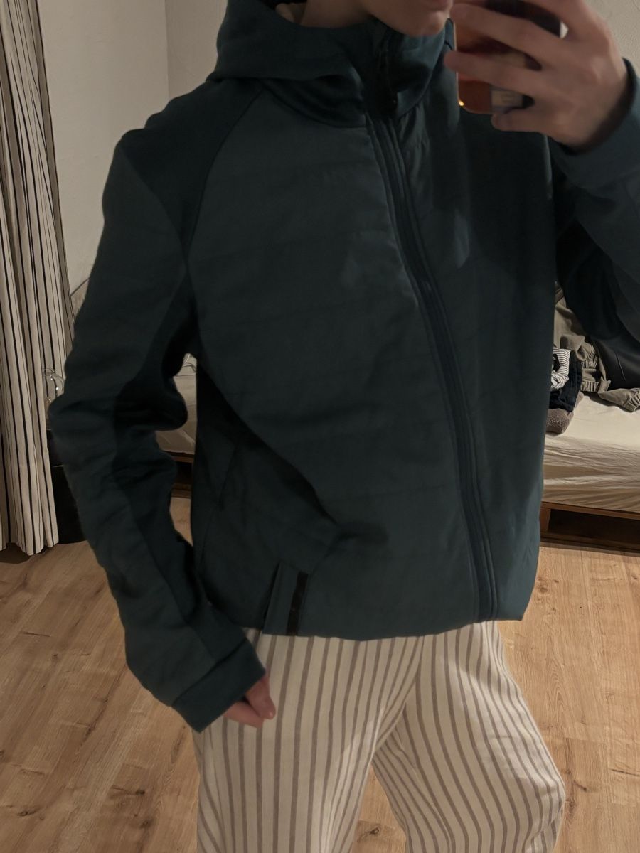 46 Nord Jacken: veste 46 NORD, taille M – Gebraucht aus Tavannes von callie.mcli