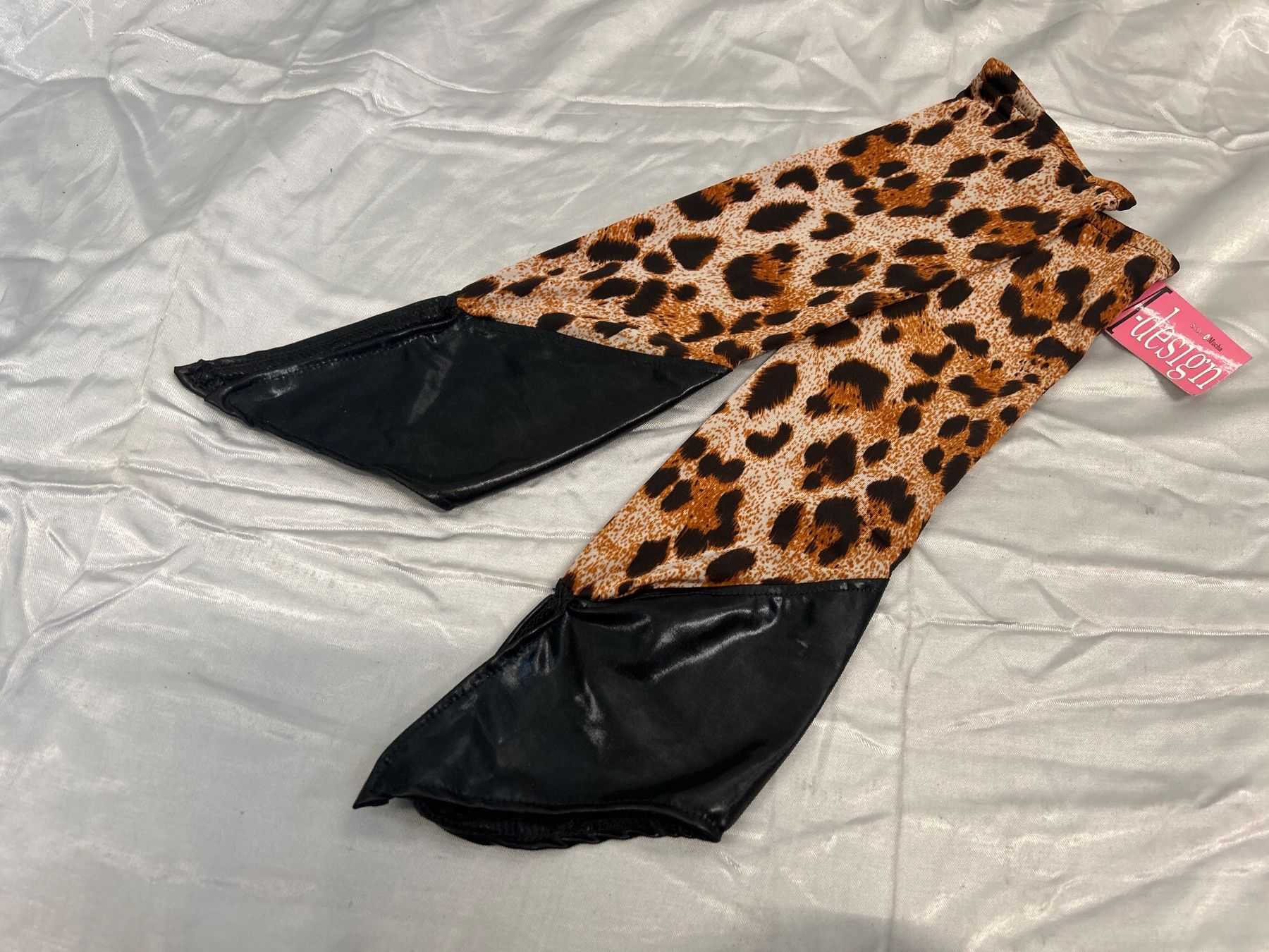 Handschuhe & Handstulpen: Armstulpen Leopard Print One Size Neu – Neu und originalverpackt aus Regensdorf von Spyke55