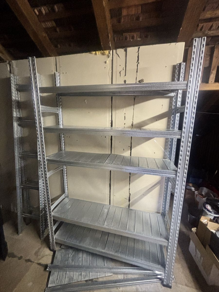 Scaffali: Metall Gestell  – Usato da Zürich venduto da Saho86