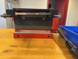 Biegemaschine und Blechschneidemaschine Typ P 200