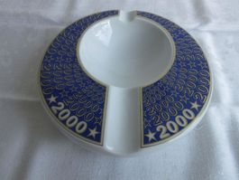 Pfeifen Aschenbecher Porzellan Jahr 2000