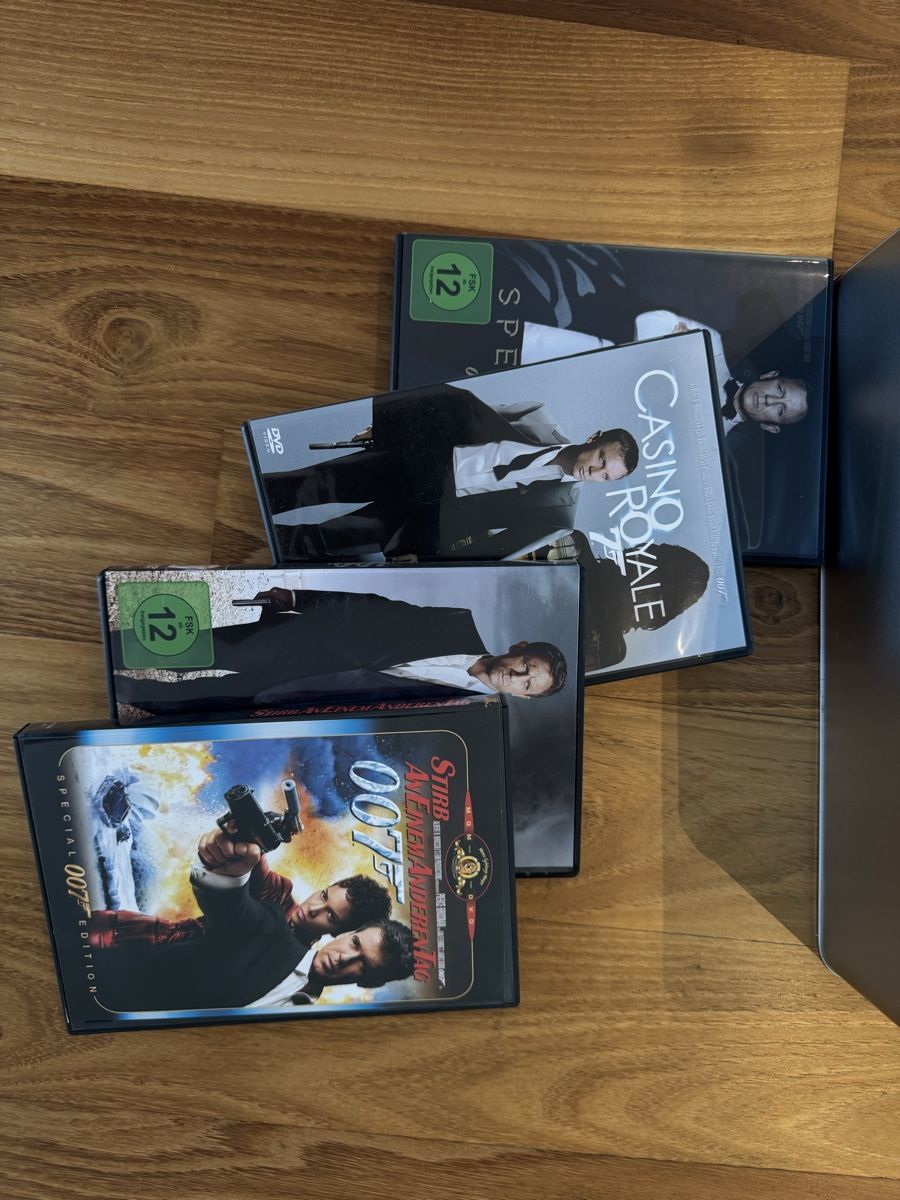 Tous les DVDs: James Bond 007 DVD-Sammlung – D'occasion à Dietwil par Armi1973 1
