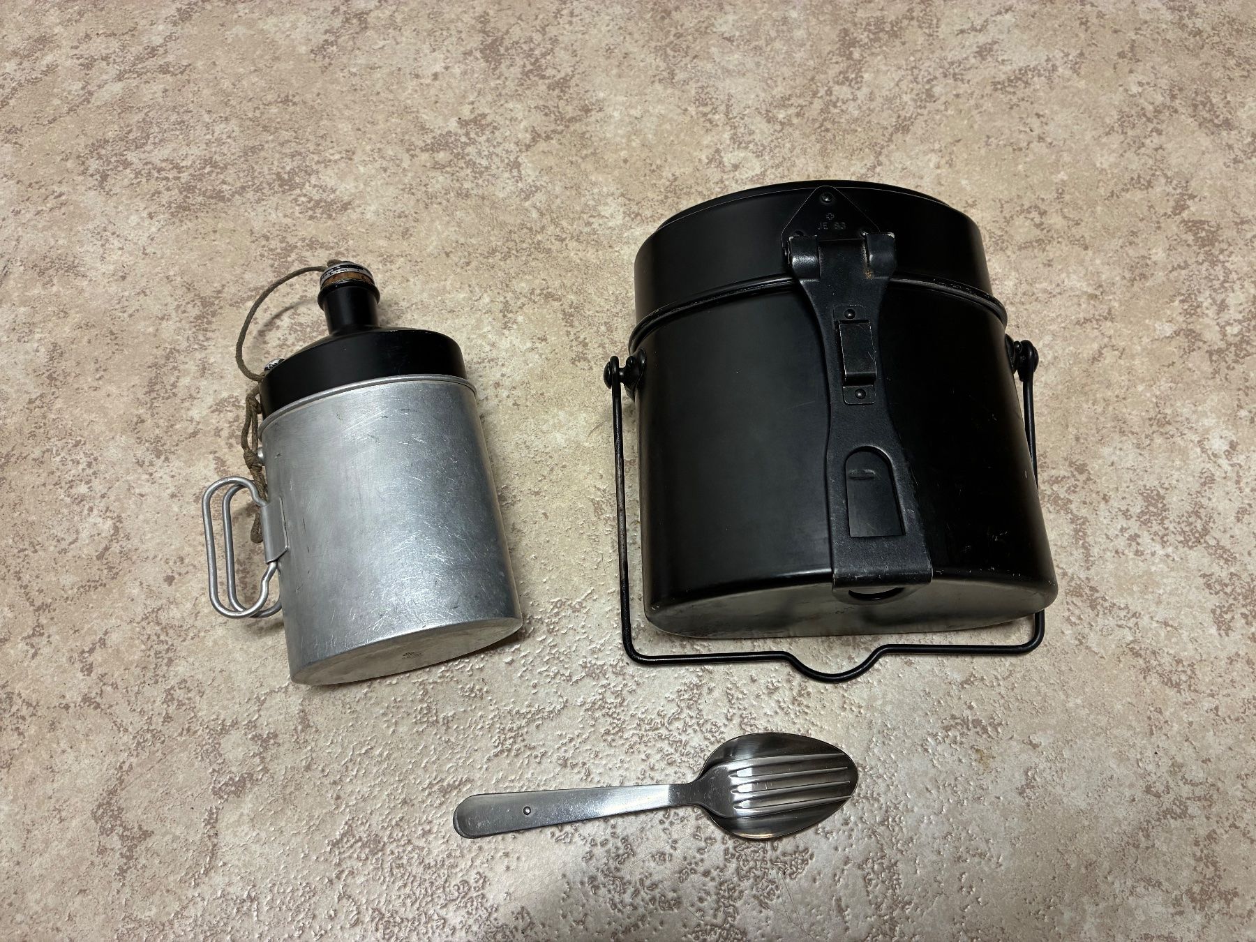 Set di piatti: Militär Gamelle / Feldflasche – Usato da Horw venduto da adler65 1