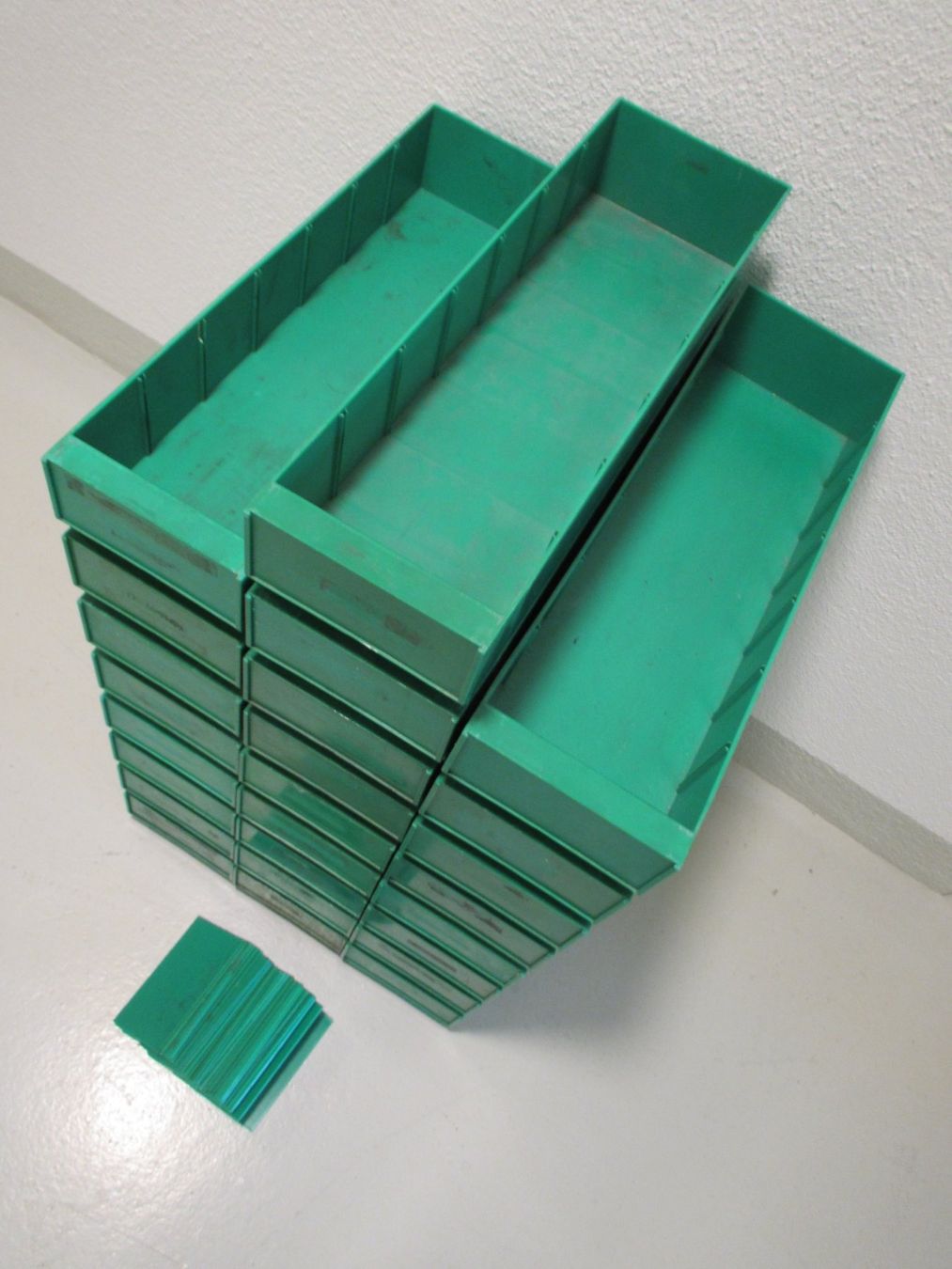 Contenitori & Simili: 25 LAGERBEHÄLTER REGALBOX K5 – Usato da Zumikon venduto da Gung 1