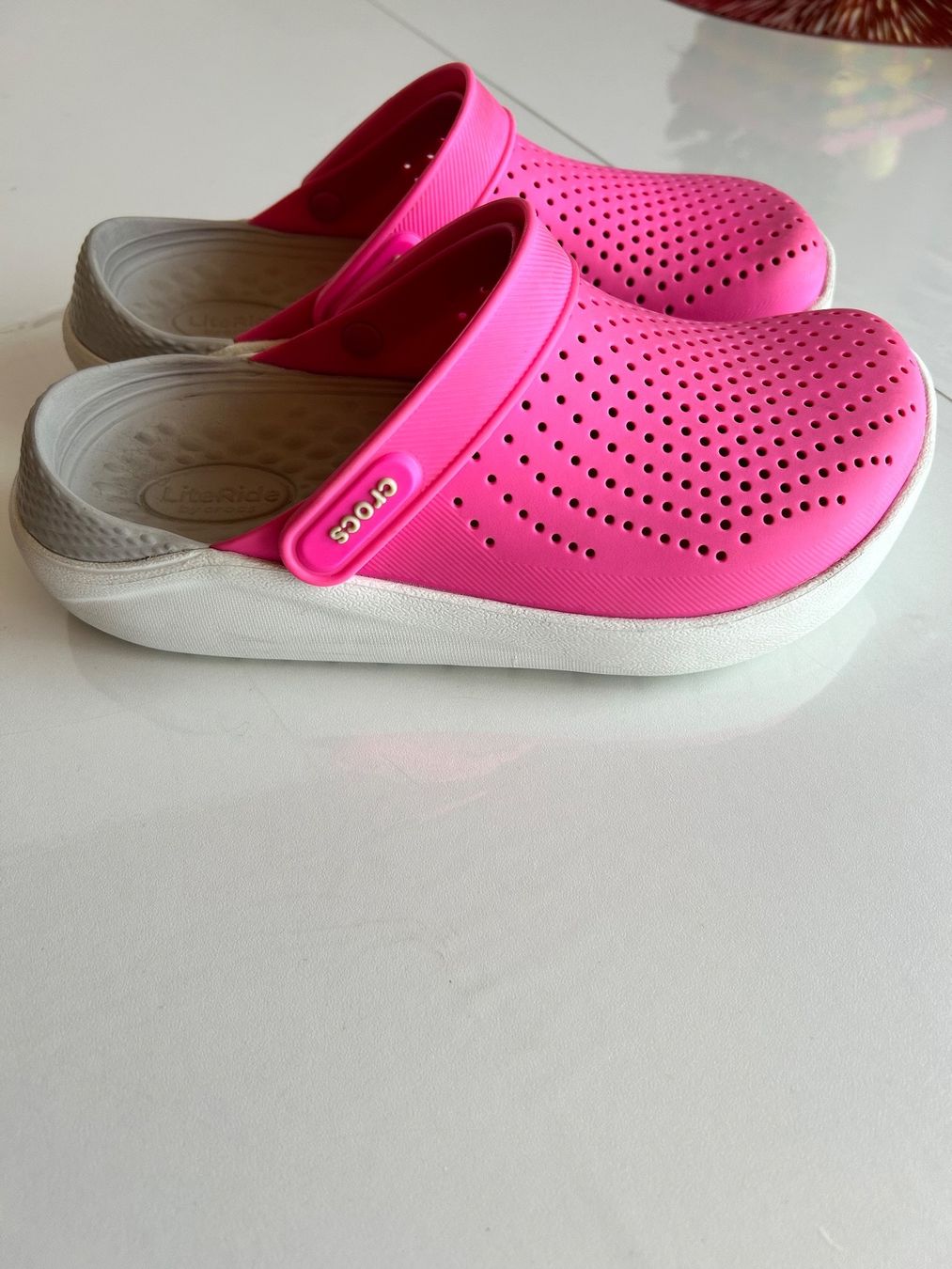 Crocs Scarpe da donna: Crocs Ride Lite pointure 37 – Nuovo (secondo la descrizione) da Monthey venduto da meganoe