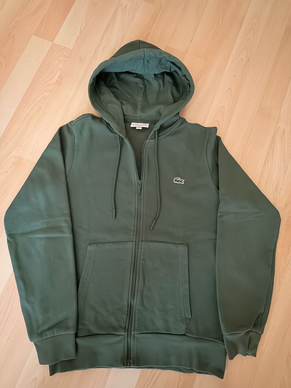 Lacoste Pulls & Sweat-shirts: Lacoste Hoddie – D'occasion à Kiesen par essomat