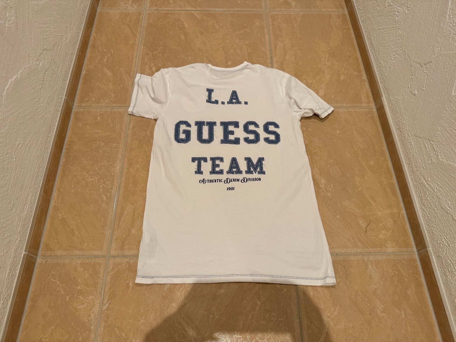 Guess T-Shirts: Guess neues cooles Longshirt, 18 J 182 oder Damen S – Neu (gemäss Beschreibung) aus Klingnau von Markus14 2