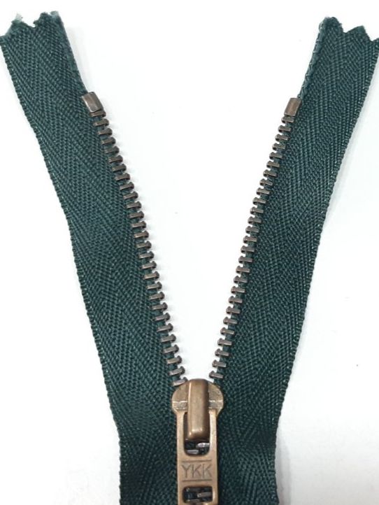 Stoffe: Reißverschluss 18 cm -  Fermeture éclair 18 cm – Neu (gemäss Beschreibung) aus Savagnier von Marderuth