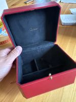 Boite Cartier rouge bon état