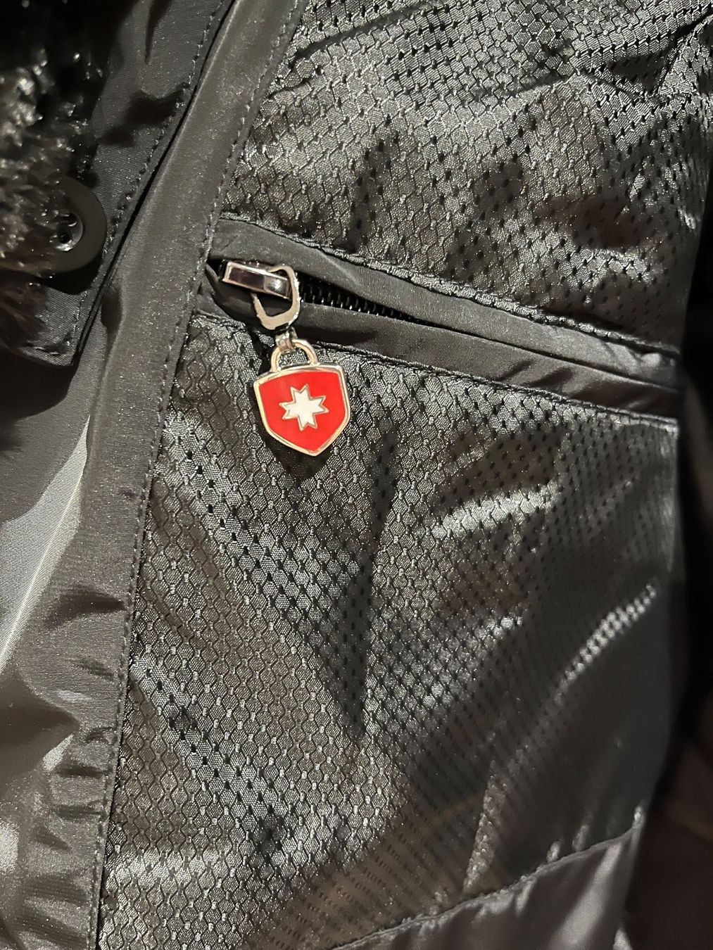 Wellensteyn Giacche: Wellensteyn Daunenjacke schwarz – Usato da Pratteln venduto da Daily88 5