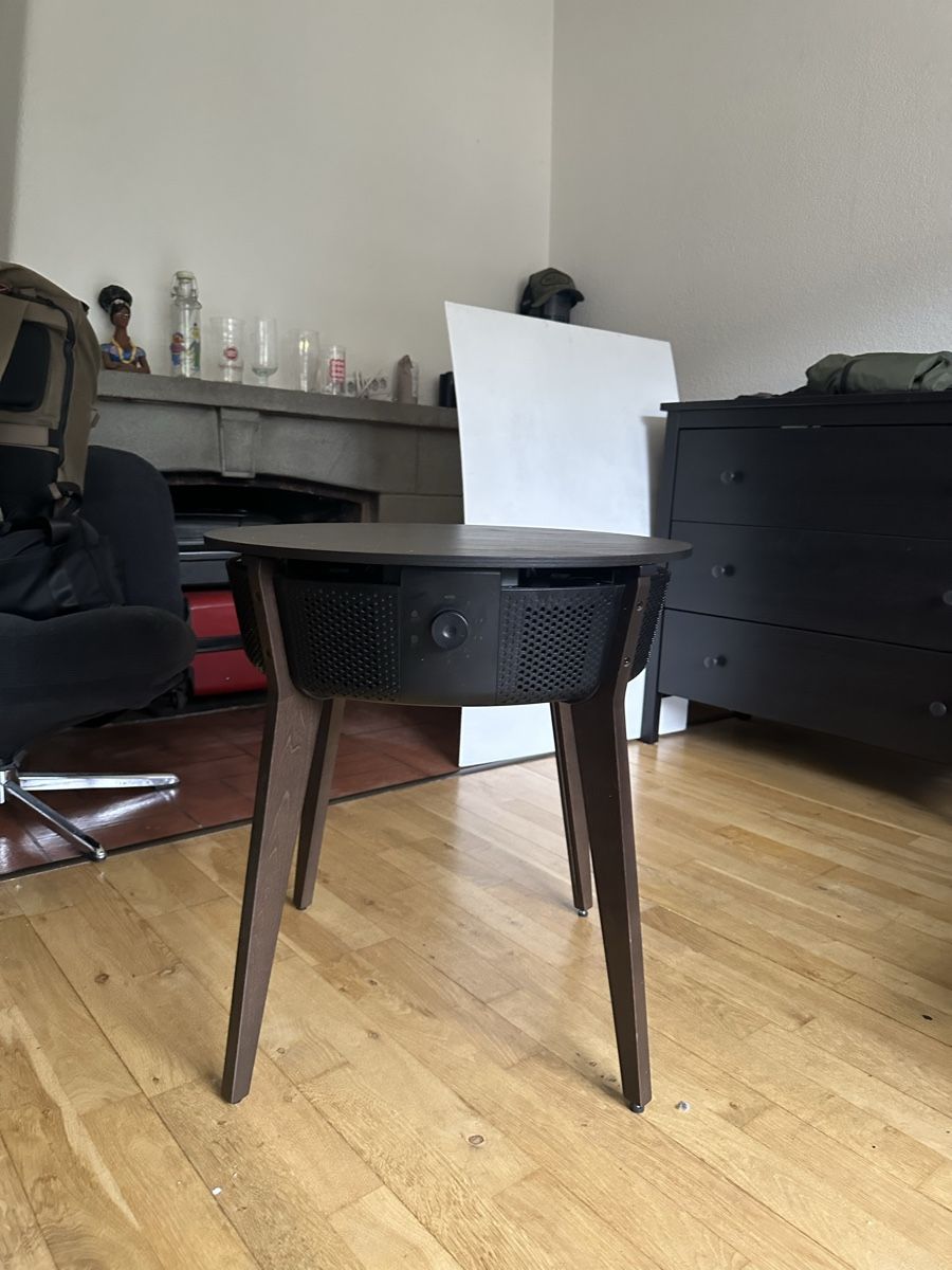 Ikea Purificatori d'aria: IKEA STARKVIND Tisch mit Luftreiniger dunkelbraun  – Usato da Bern venduto da holaasoyflora 1