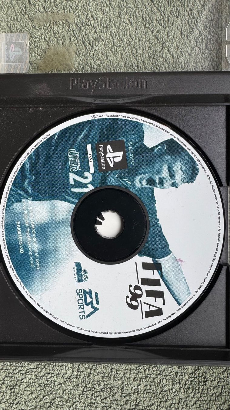 Sony Giochi: PlayStation 1 FIFA 1999 – Usato da Monte Carasso venduto da Ely67 2