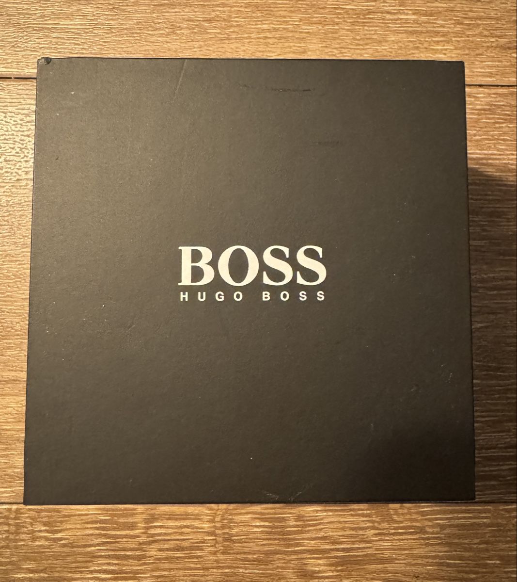 Hugo Boss Montres: Hugo Boss Damenuhr mit hellem Armband, Eclipse – D'occasion à Windisch par Anja13 1