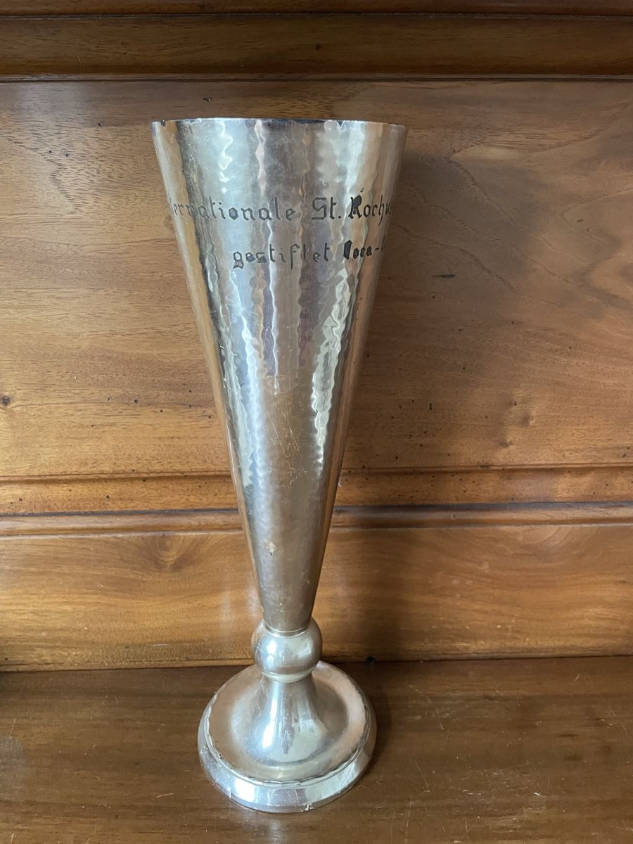 Altre raccolte & rarità: Pokal Coca Cola St. Rochus Sternfahrt 1962 – Usato da Zürich venduto da mimikiki100 1