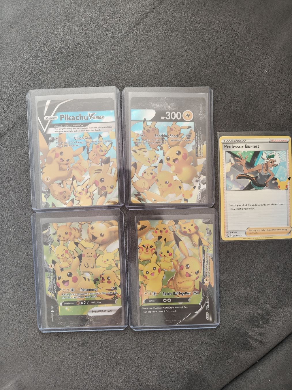 Pokémon Sammelbilder & Trading cards: Pikachu V-Union Celebration EN – Neu (gemäss Beschreibung) aus Arbon von LucaItaliano