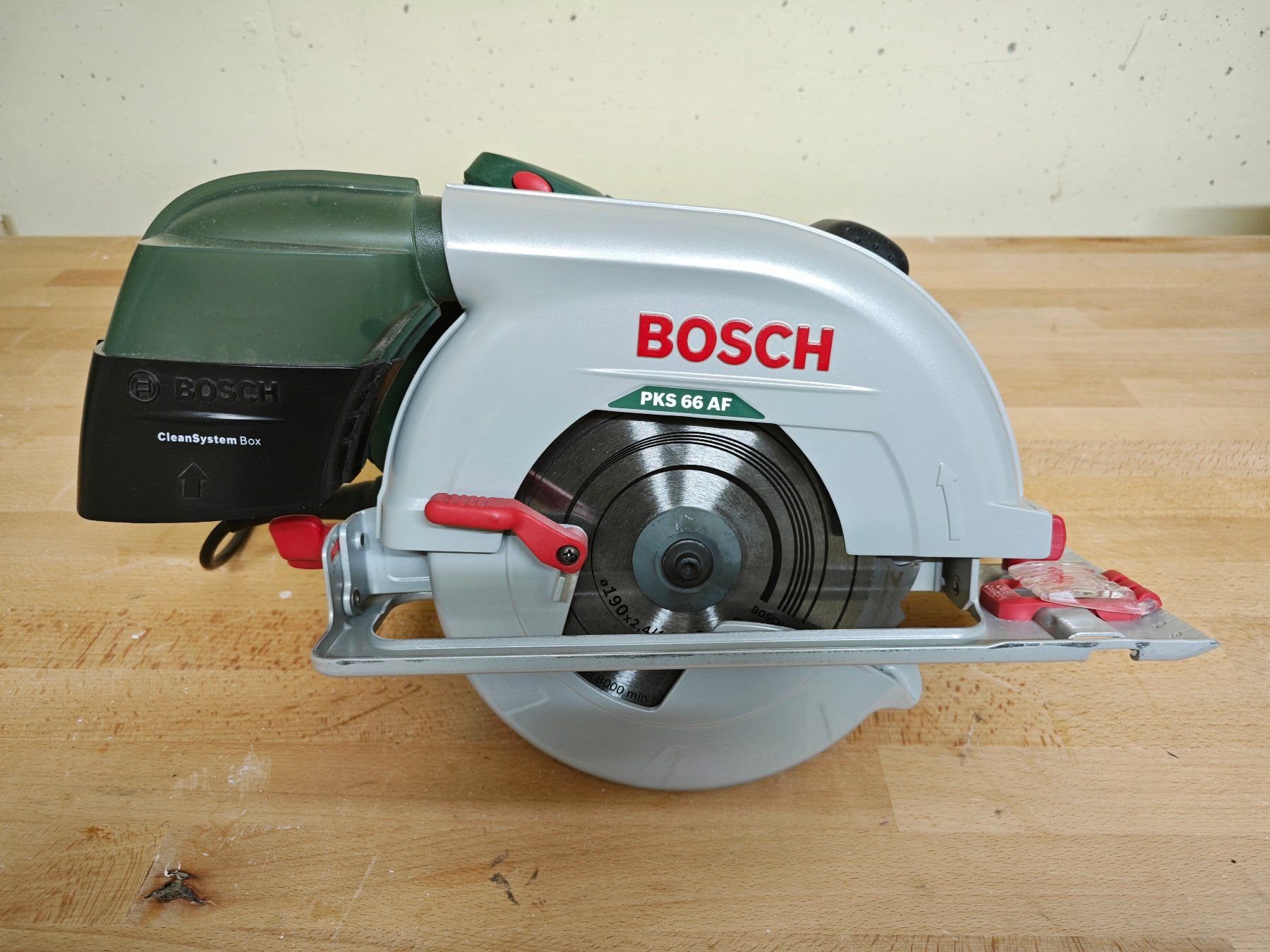 Bosch Sägen: Handkreissäge Bosch PKS 66 AF – Gebraucht aus Hindelbank von  2