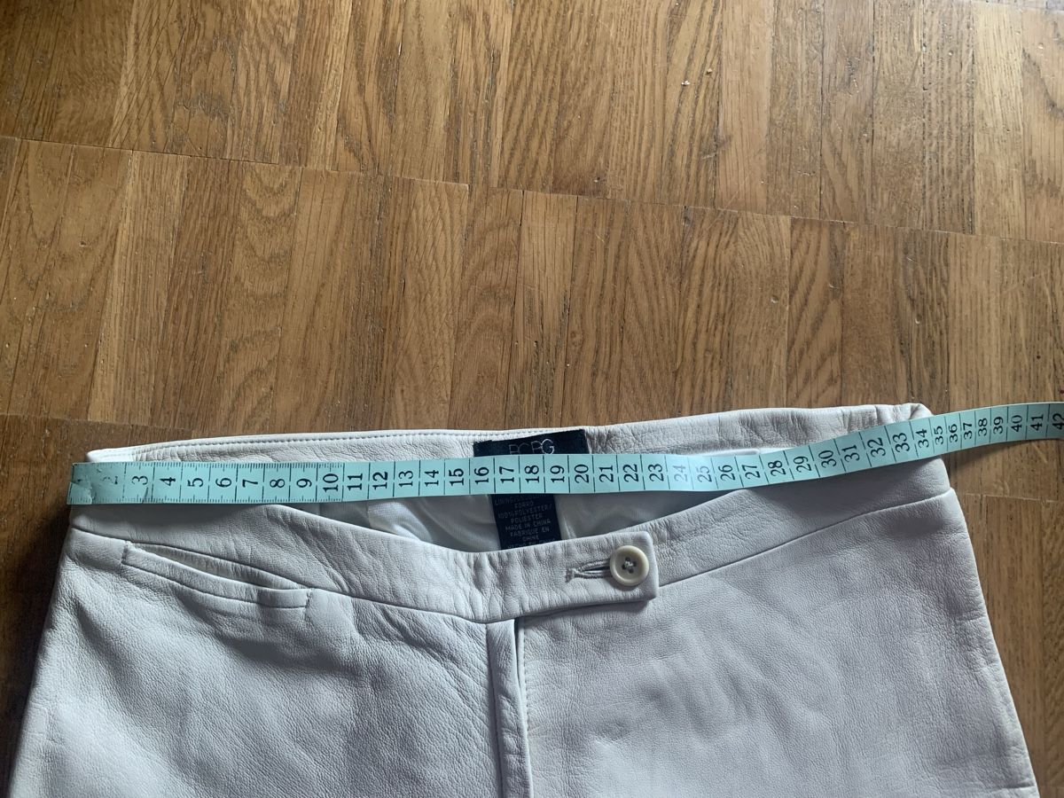 Pantaloni: Echtleder hose beige BCBG max azria – Usato da Zürich venduto da Nikuska32 3