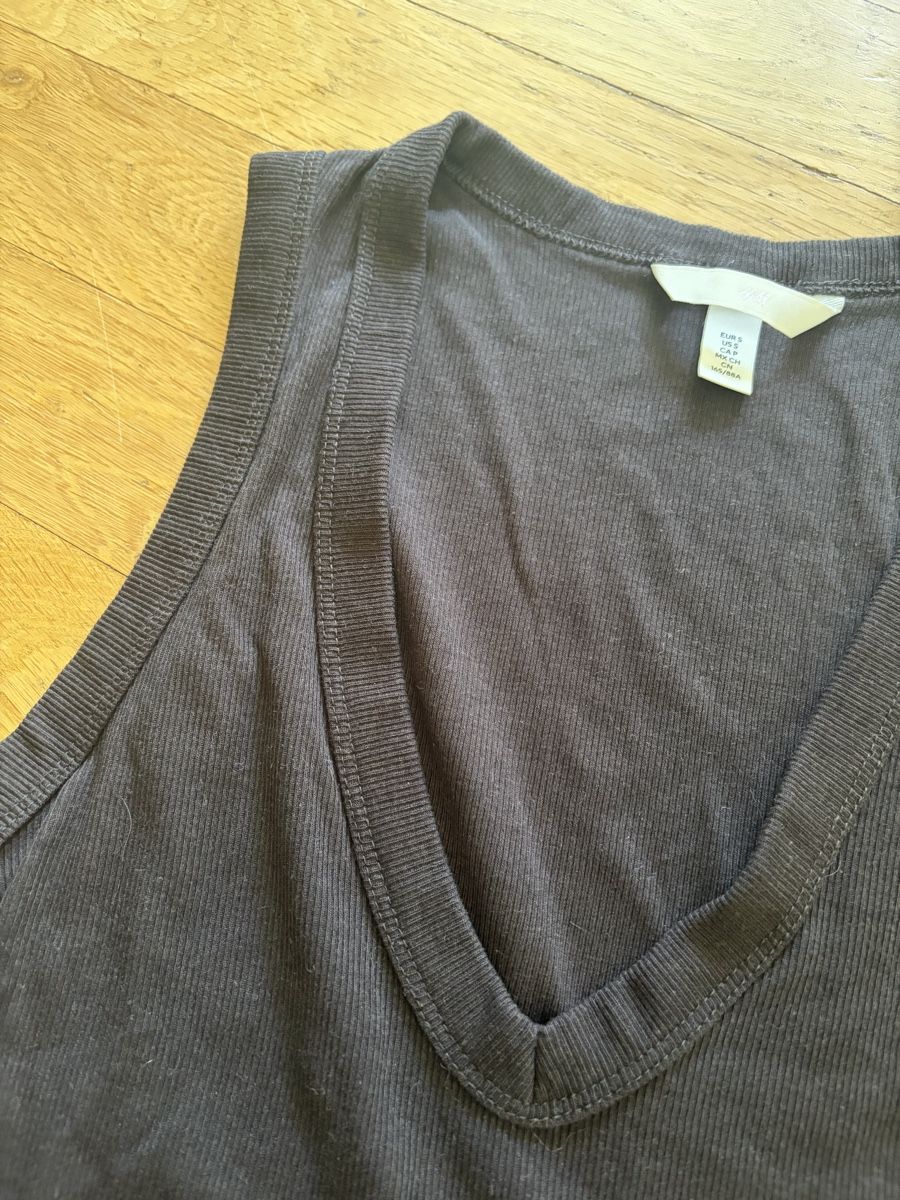 H&M Top: Débardeur brun H&M - Taille S - – Nuovo (secondo la descrizione) da Martigny venduto da O96 1