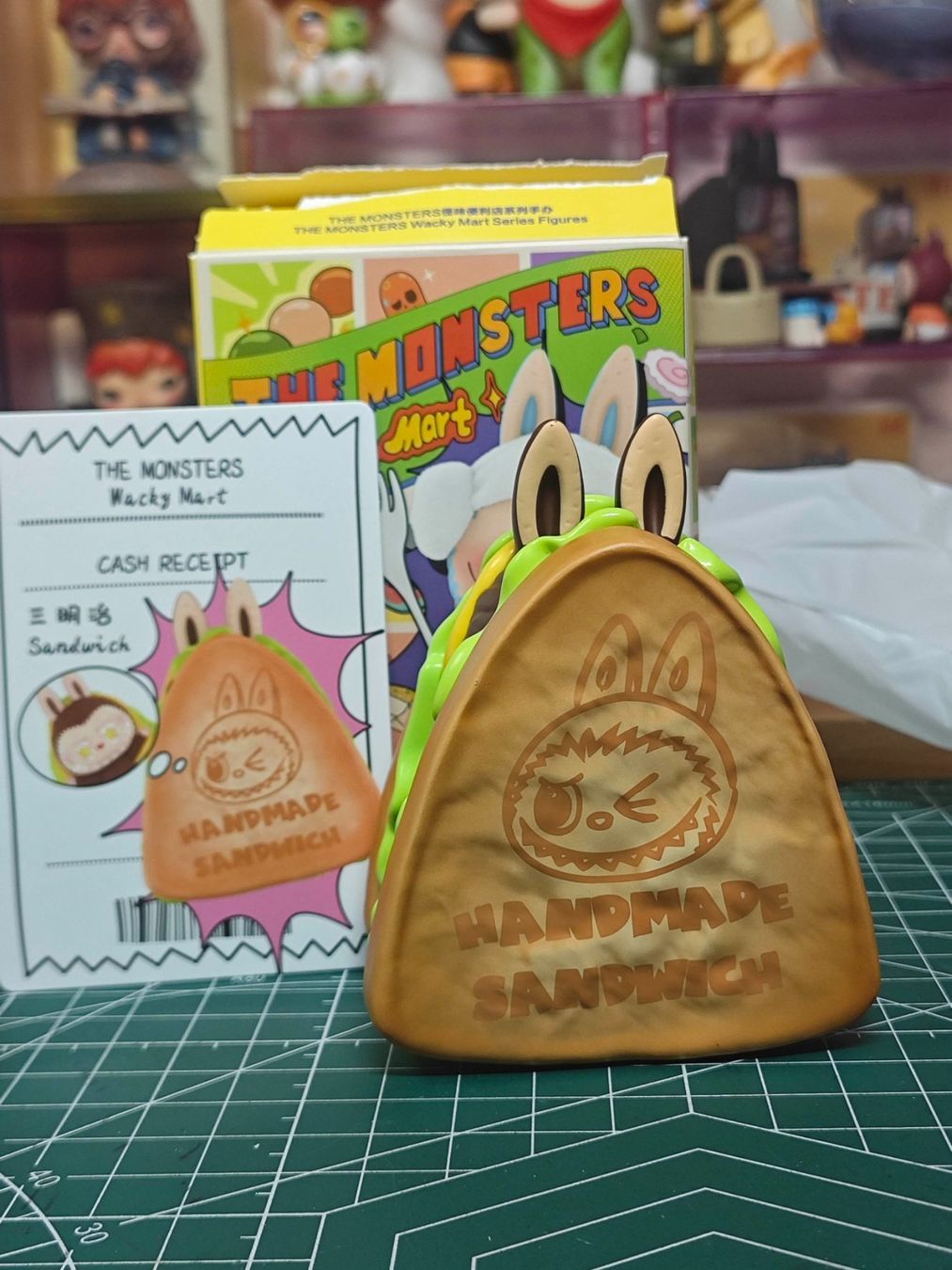 Pop Mart Statuette: Labubu Wacky Mart--Sandwich – Nuovo (secondo la descrizione) da Horw venduto da aquarellmmm2024 1