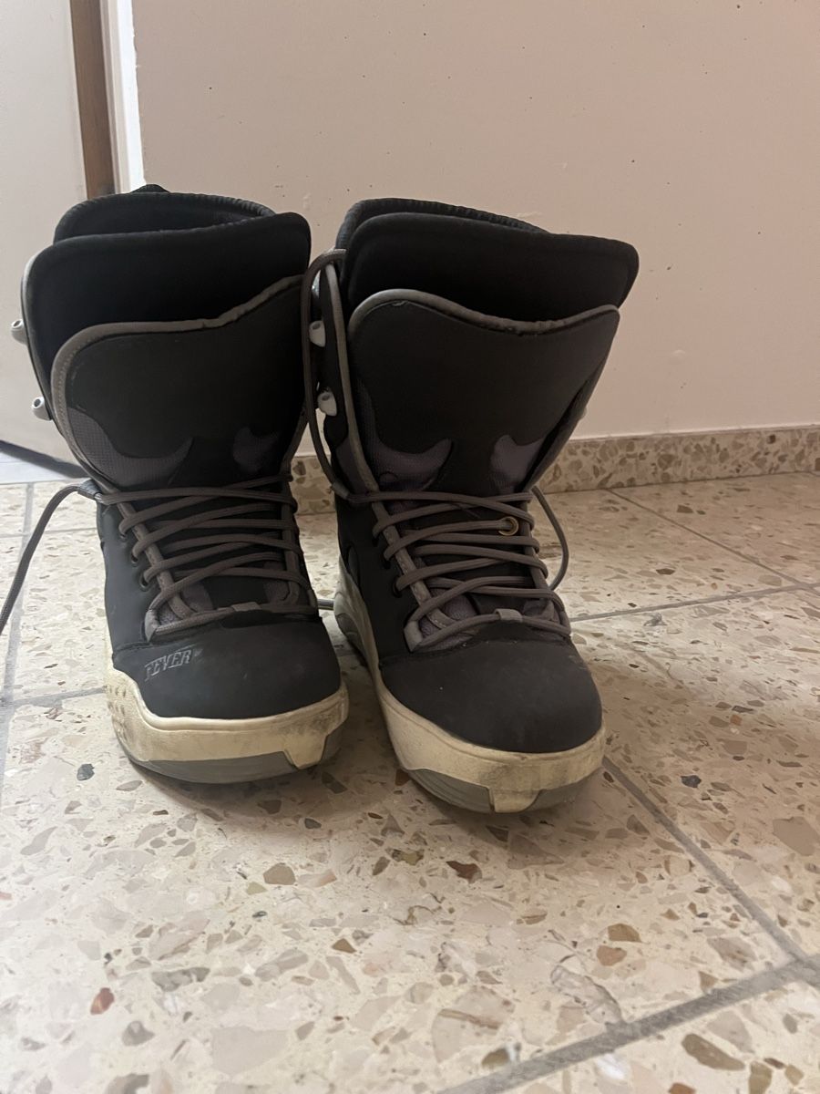 Board: Snowboard boots gross 39  – Usato da Opfikon venduto da mak_dcq5 1