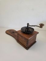 Antike Kaffeemühle Holz - Handkurbel