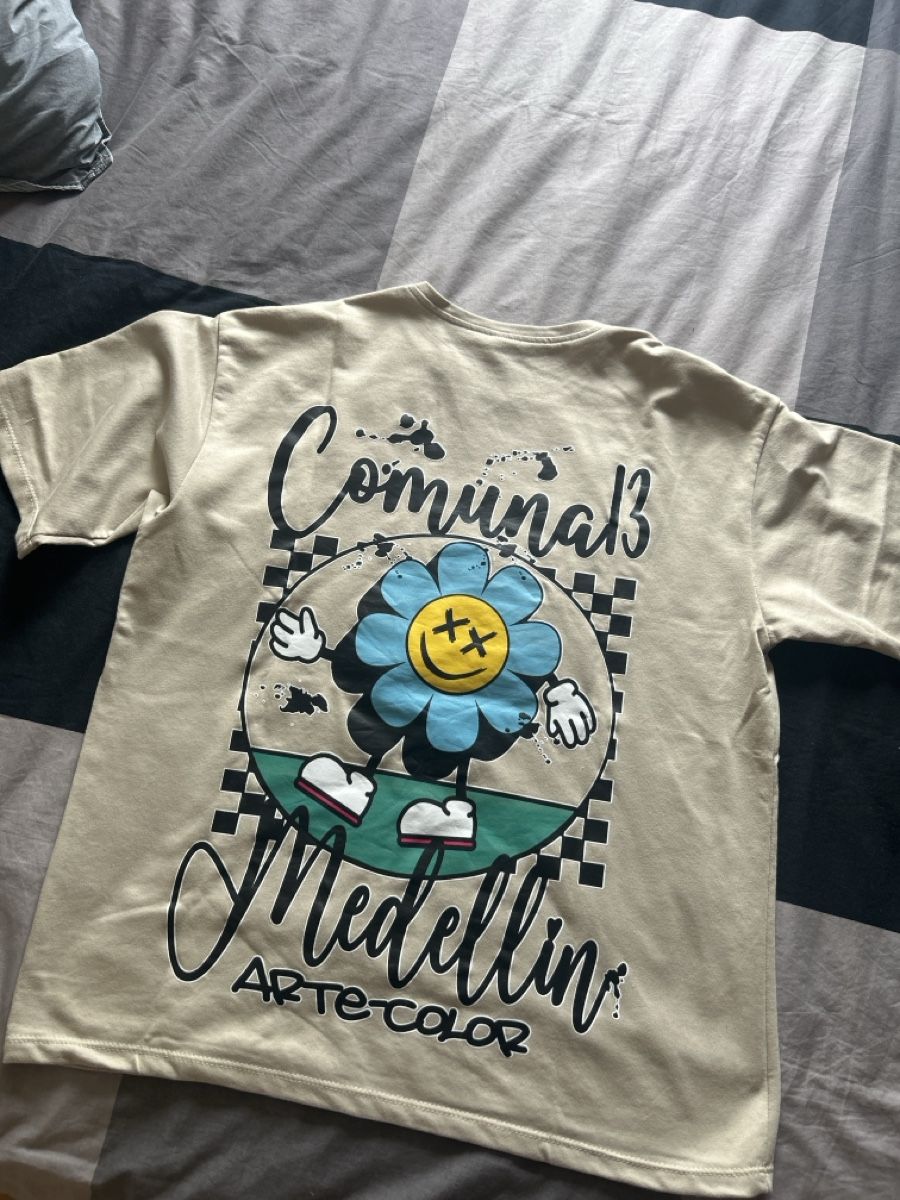 T-shirt: T-shirt Medellin – Nuovo (secondo la descrizione) da Zürich venduto da pil_9sh9 1