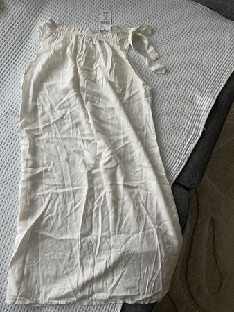 NEUES KLEID WEISS SCHULTERFREI GR M