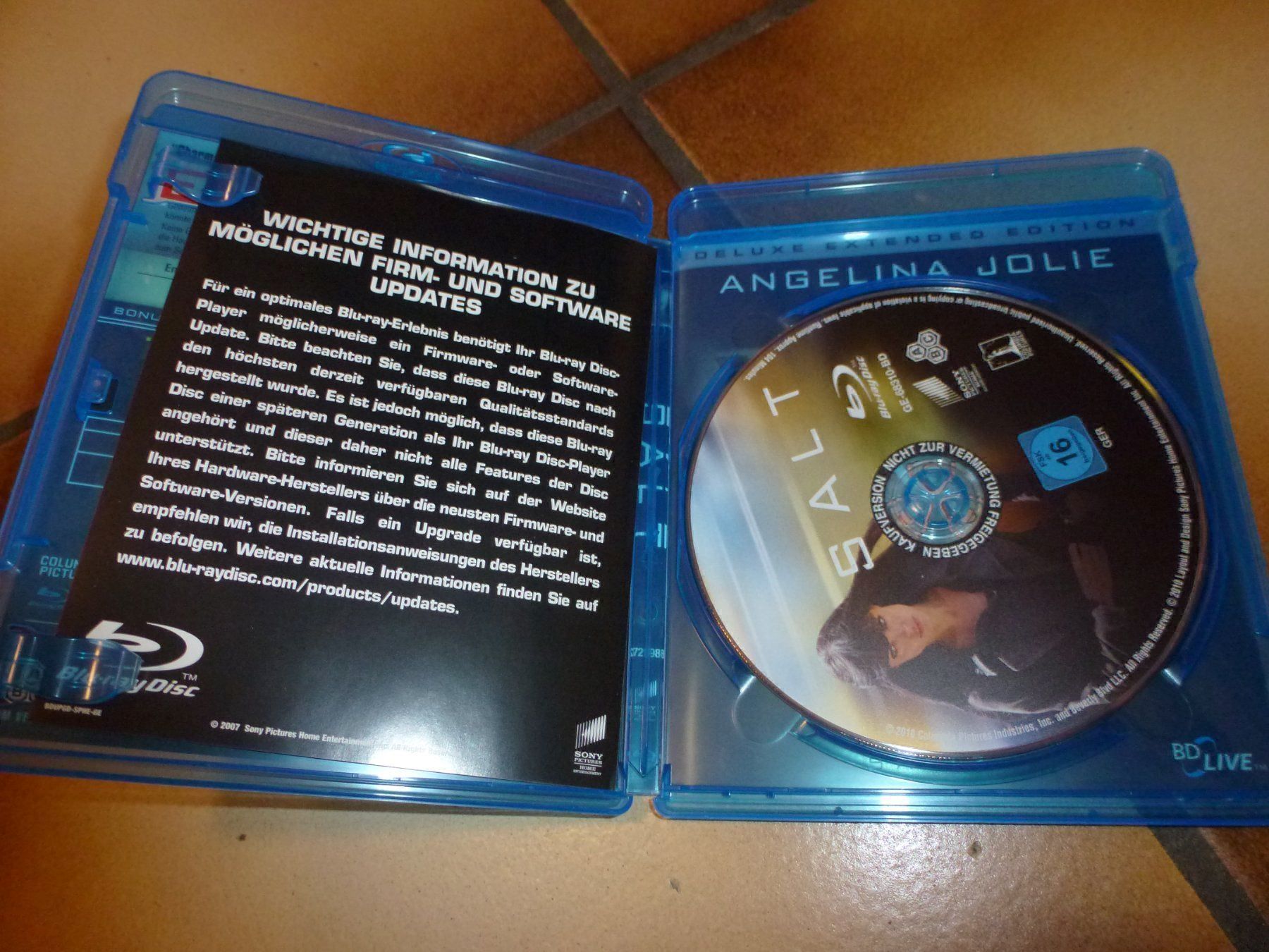Tutti i DVDs: Salt BLU-RAY – Usato da Olten venduto da Disc-Verkauf 1