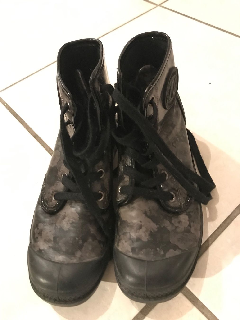 Scarpe da donna: Schuhe stiefeletten schwarz Grösse 37 – Usato da Grüningen venduto da kleiderstar 2