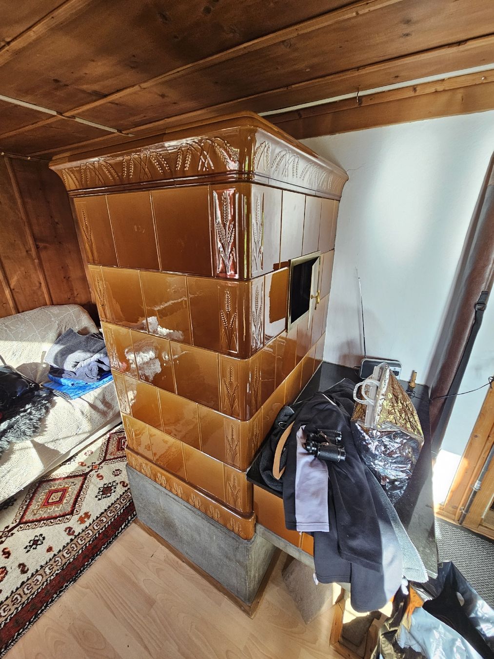 Autres meubles anciens: kachelofen – D'occasion à Neu St. Johann par Gaga-2019 3