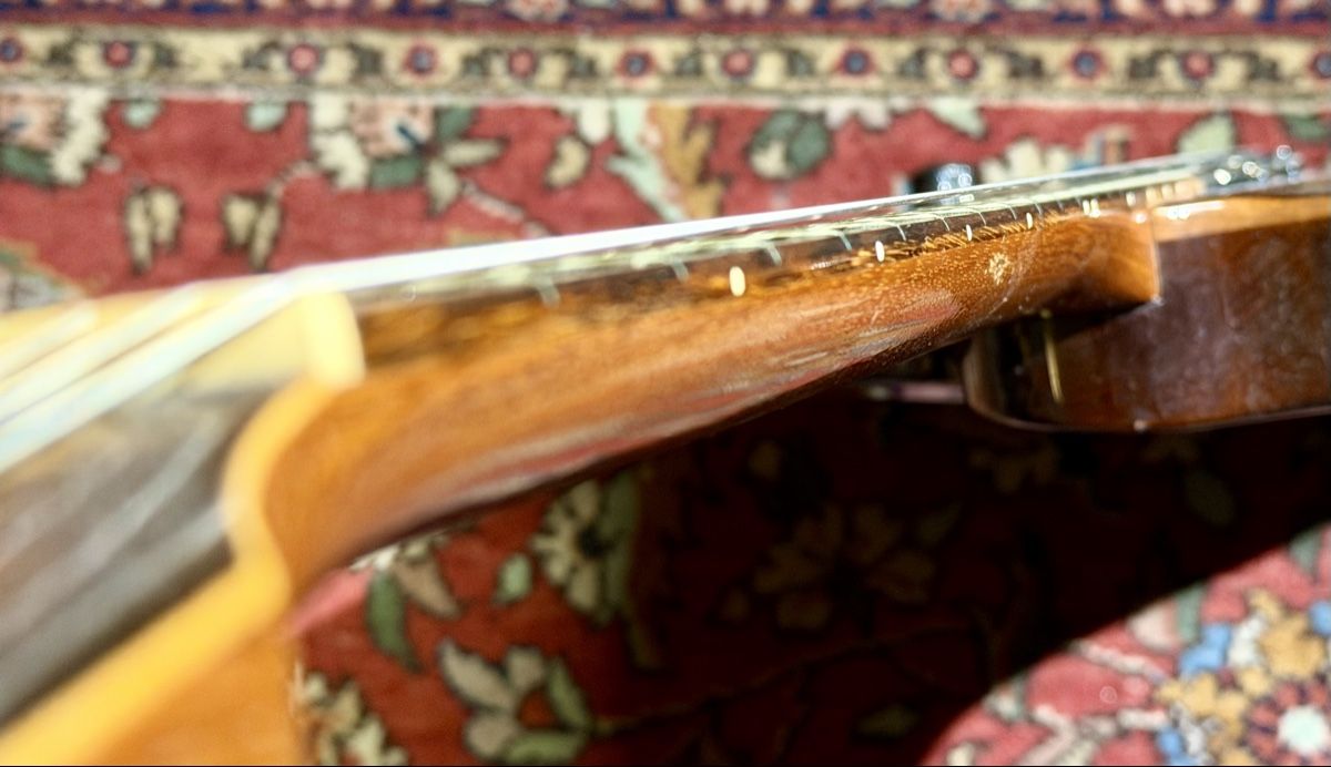 Godin Strumenti musicali: Godin Flat Five X Guitar, Cognac Burst, Mint Condition. – Usato da Coinsins venduto da DrDaktari 5