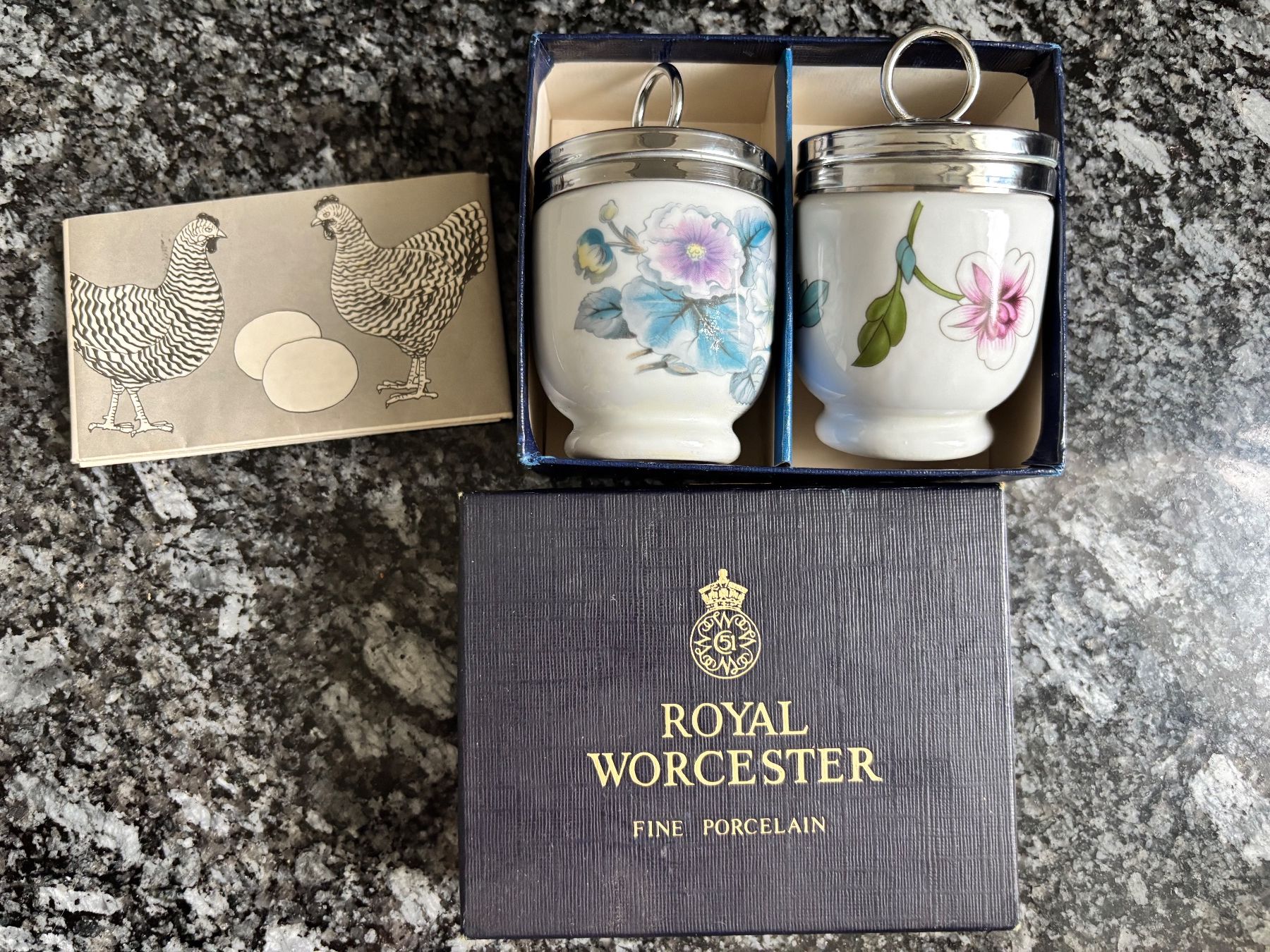 Royal Worcester Autre vaisselle: Royal Worcester Eier Coddler Becher – D'occasion à St. Gallen par always-a-good-buy