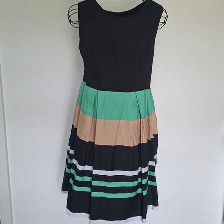 Damen Kleid ärmellos mehrfarbig gestreift Grösse M