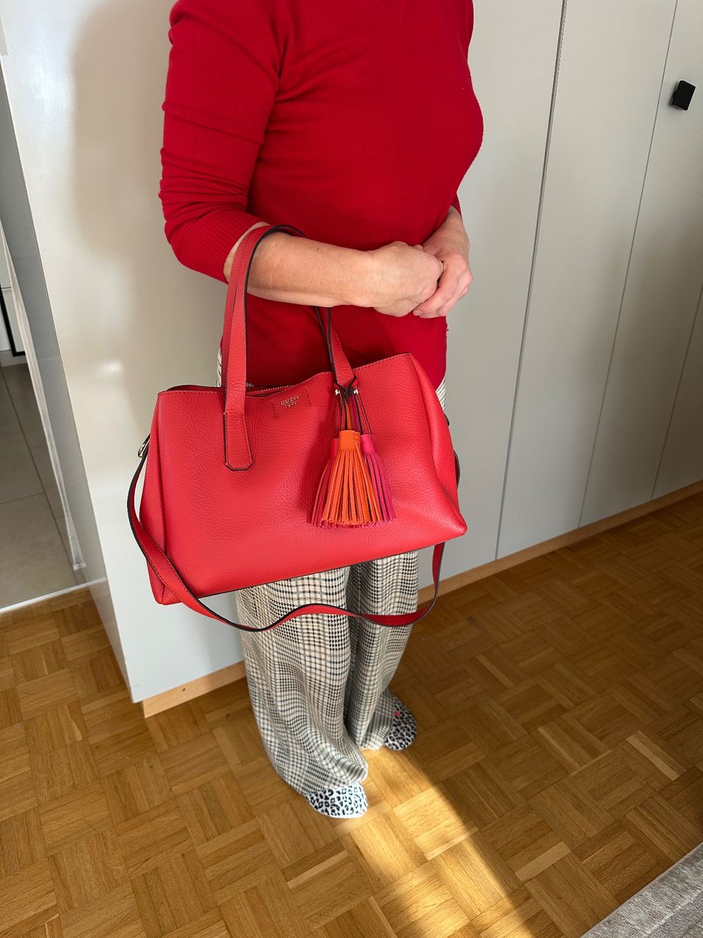 Guess Borse da donna: GUESS 1981, Damentasche,rot – Nuovo e nell'imballaggio originale da Neuchatel venduto da feta_ze 8