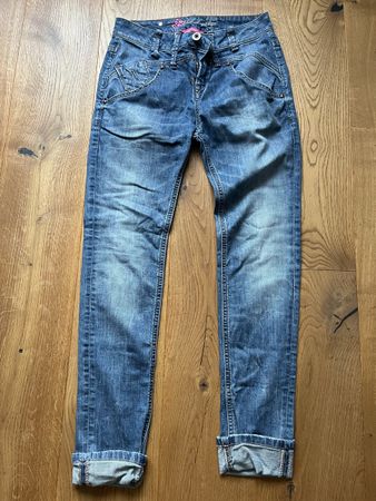 Damen Jeans "Fabulous Legs" Grösse 36 dunkelblau