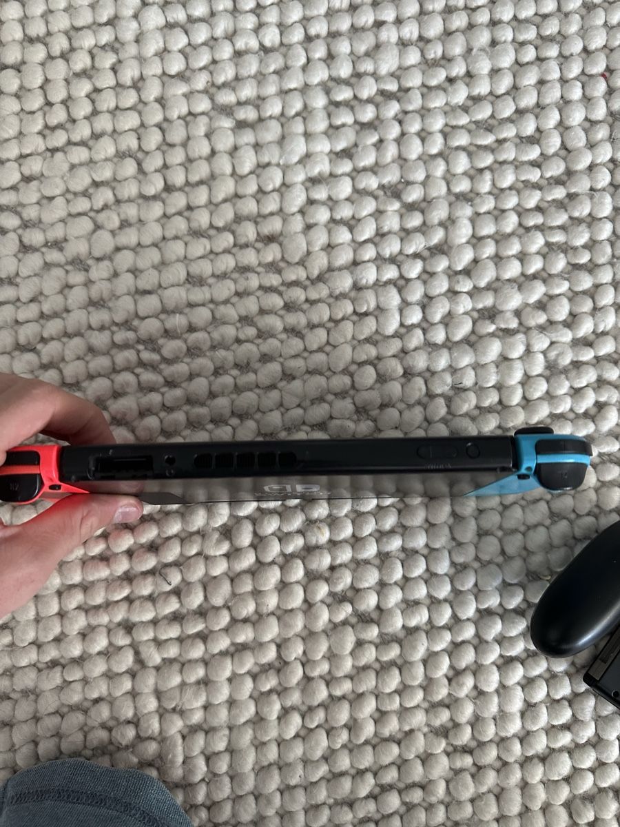 Nintendo Console: Nintendo Switch Konsole mit Zubehör  – Usato da Wabern venduto da submersible 3