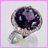 Wow, Ring mit grossem Zirkonia