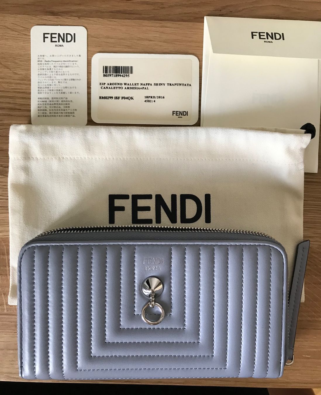 Fendi Portamonete: Fendi wallet new – Nuovo e nell'imballaggio originale da Corsier GE venduto da Karol_save_planet 1
