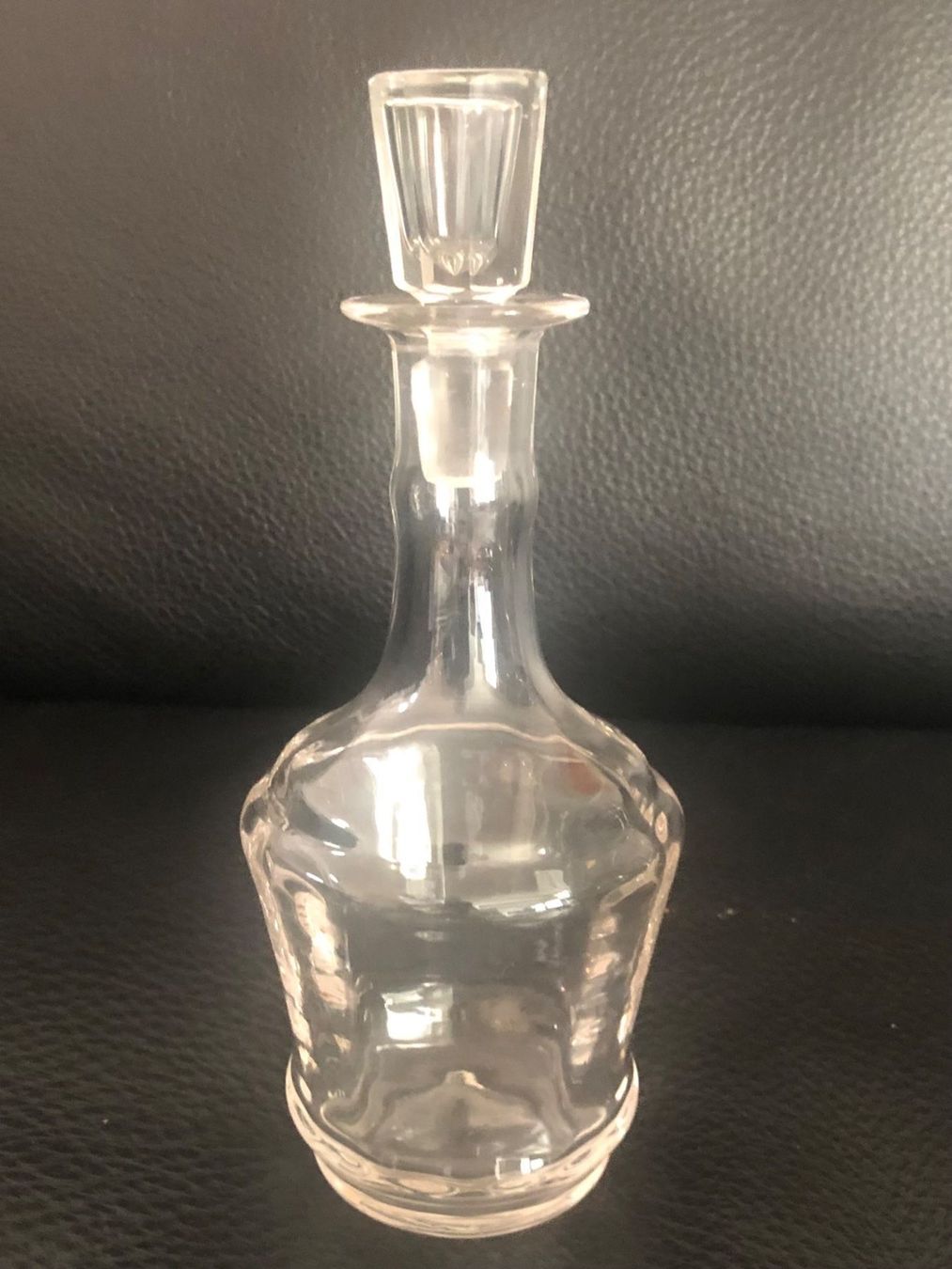 Caraffe: Geschliffene Kristallglas Karaffe – Usato da Basel venduto da citystore