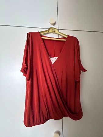 Top rosso Kiabi tg. 50-52