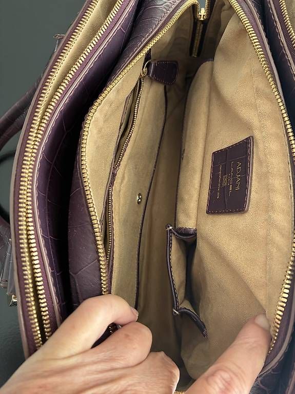 Borse da donna: Sac Adjani de Lancel  – Usato da Riaz venduto da ani_d8fx 4