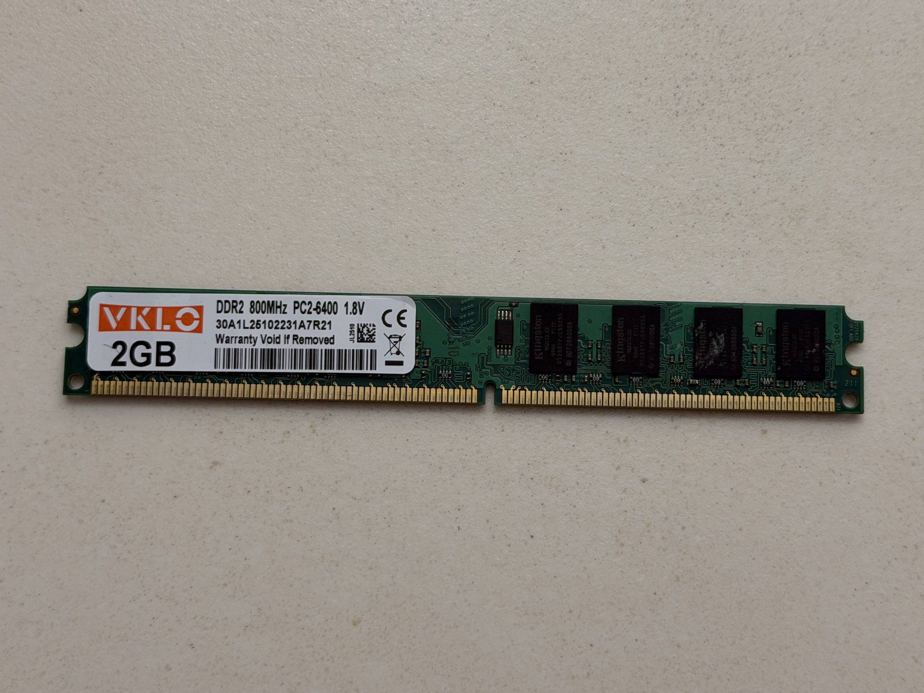 Memory / RAM: 2GB DDR2 800 MHz PC2-6400 RAM – Gebraucht aus Glarus von walkerit