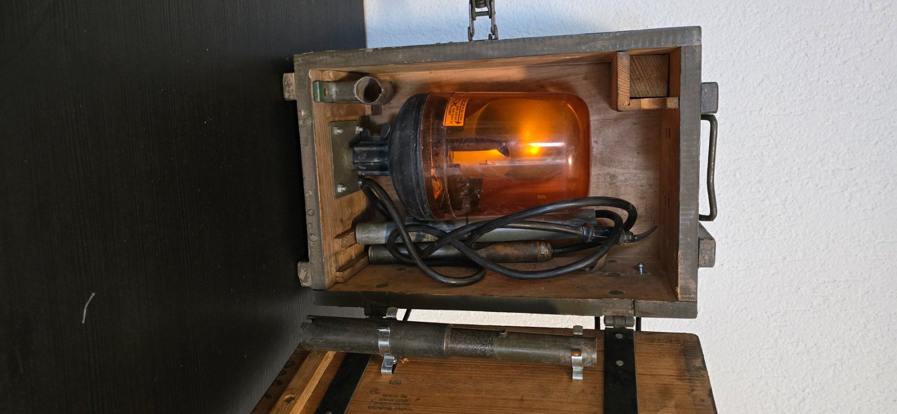 Schweizer Armee Lampade: Schweizer Armee Lampe – Usato da Schaffhausen venduto da aos_hv6l 2