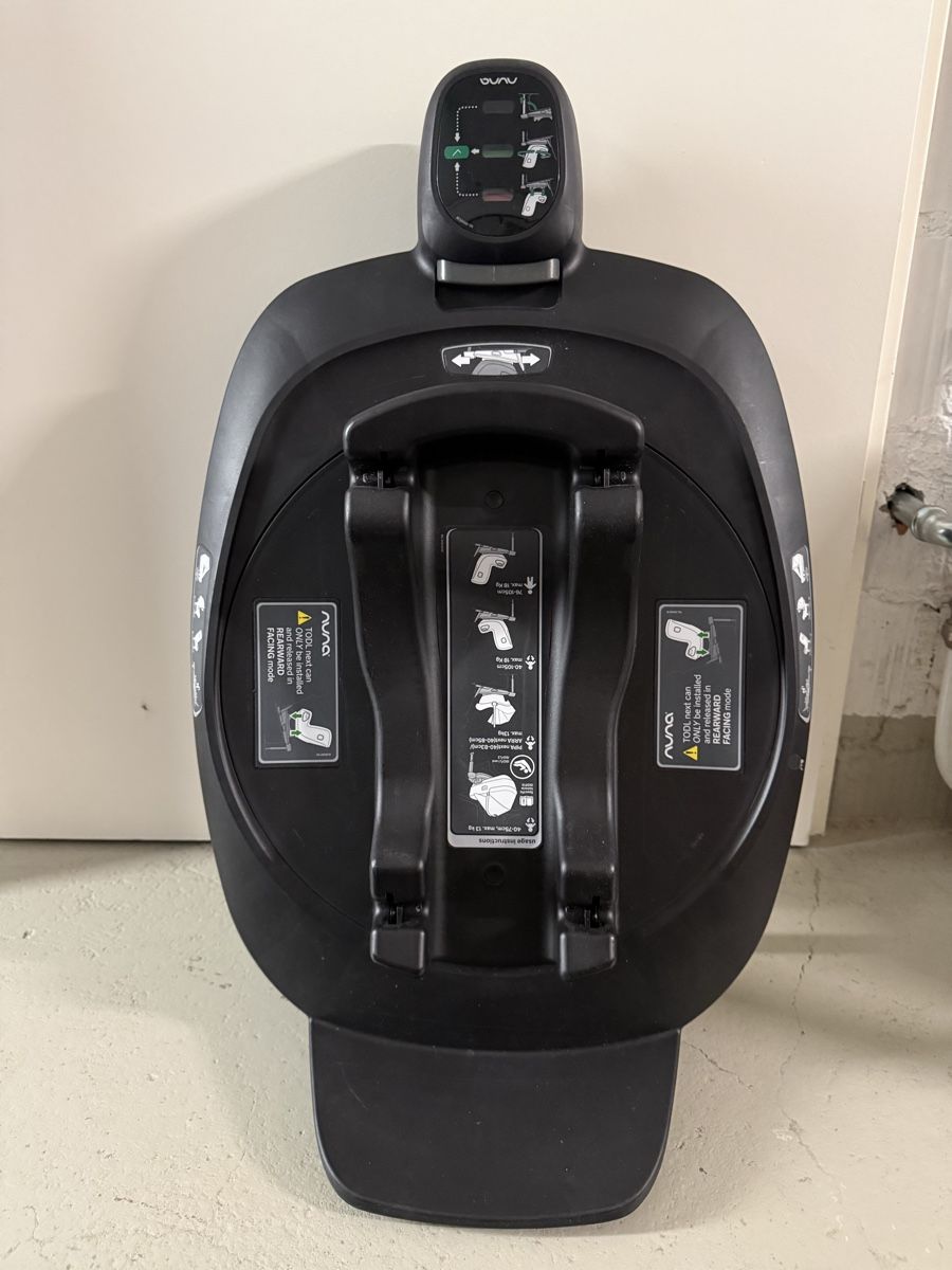 Nuna Sièges auto: Isofix-Basis BASE NEXT 360° – D'occasion à Meltingen par stephanadine