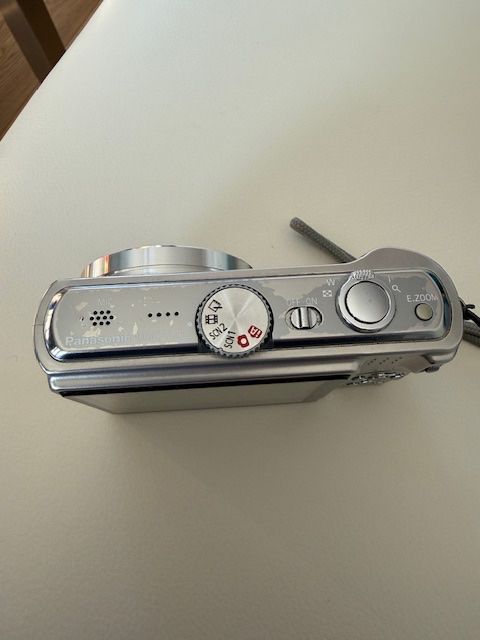 Panasonic Fotocamera: Lumix Digitalkamera DMC-TZ1 Leica – Usato da Winterthur venduto da projectcleanup 3