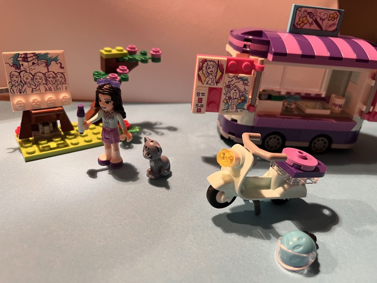 Lego Spielzeuge: Kunst-Mal-Camper Emma LEGOFriends – Neu (gemäss Beschreibung) aus Brittnau von Butterfly1515 1