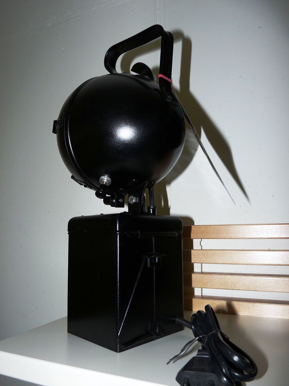 Bosch Lampes: Bosch Eisemann Objektleuchte 1967 – D'occasion à Walzenhausen par energieberaten 2