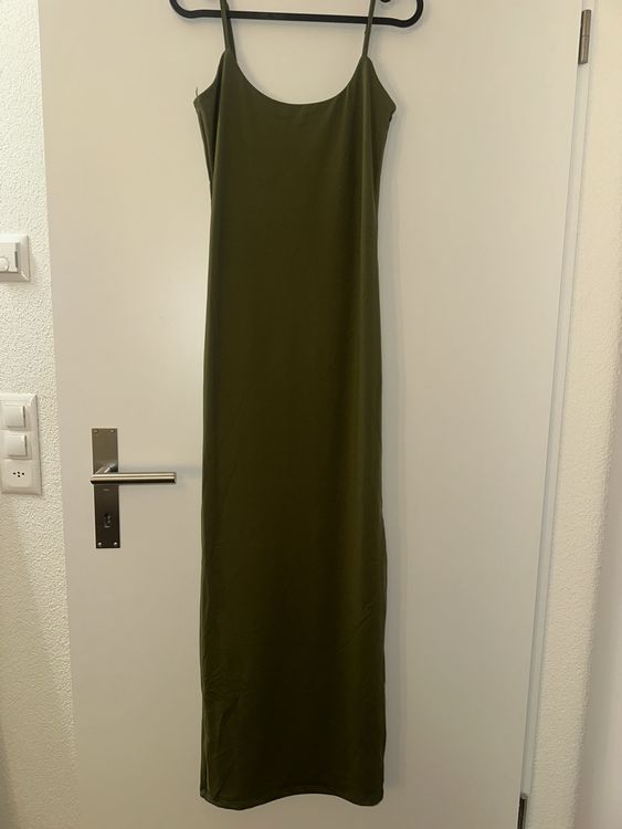 Robes: Langes Kleid (skimsdupe) – D'occasion à Villmergen par mel_5ywd 1