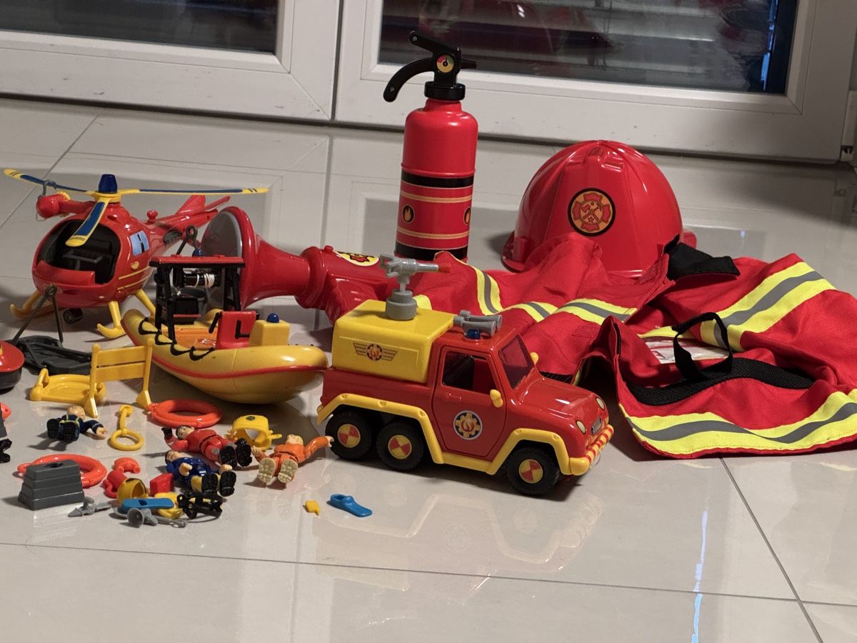 Jouets: Feuerwehrmann Sam Set – D'occasion à Buttikon SZ par LEDUPGRADE
