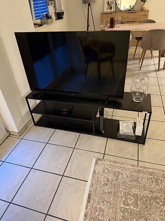 Philips Televisori: Tv inkl. Tv-Möbel – Usato da Koblenz venduto da len_c2n6 1